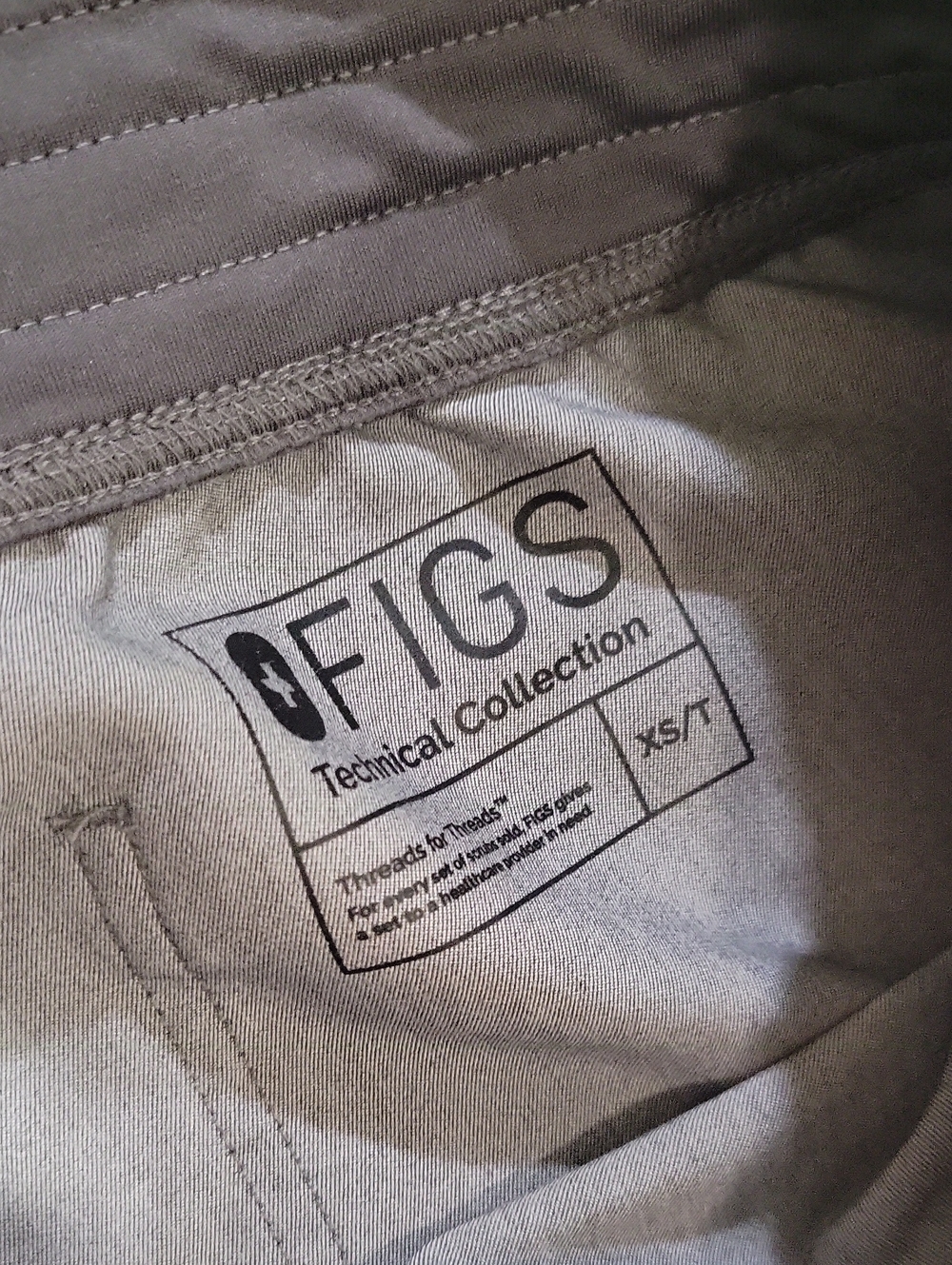 FIGS Scrub Set, ***Pants Are XS Tall. - Picture 4 of 6